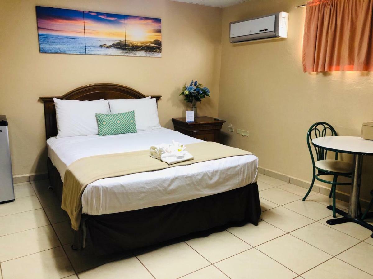 Arecibo Inn Exterior photo